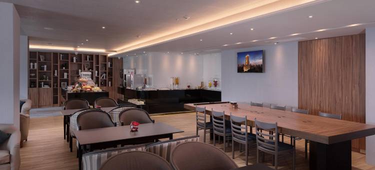 高雄汉来逸居图片