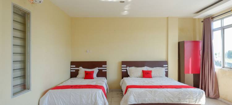 红多兹酒店@洛萨里区2号(RedDoorz @ Losari Area 2)图片