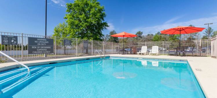 奥古斯塔拉昆塔温德姆套房酒店- 近艾森豪威尔堡(La Quinta Inn & Suites by Wyndham Augusta/Fort Eisenhower)图片