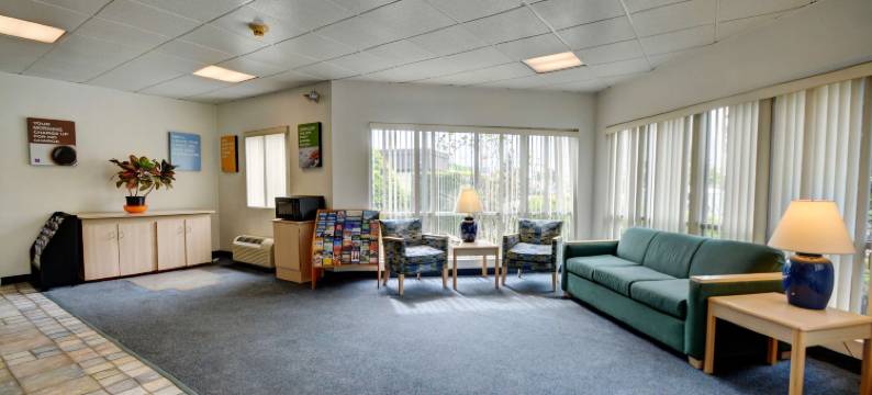 沃里克普罗维登斯机场6号汽车旅馆 - I-95(Motel 6 Warwick, RI - Providence Airport - I-95)图片