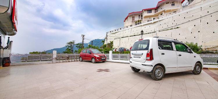 FabHotel 蓝宝石酒店(FabHotel Sapphire)图片