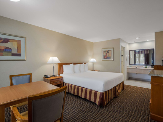 诺沃克贝斯特韦斯特酒店