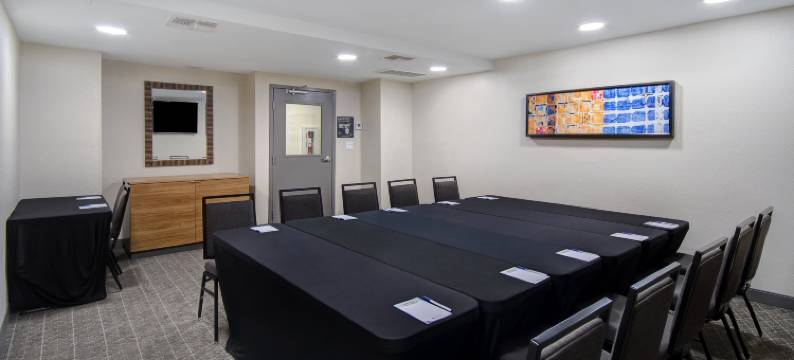 Candlewood Suites 哥伦比亚英尺。杰克逊 by IHG(Candlewood Suites COLUMBIA-FT. JACKSON by IHG)图片