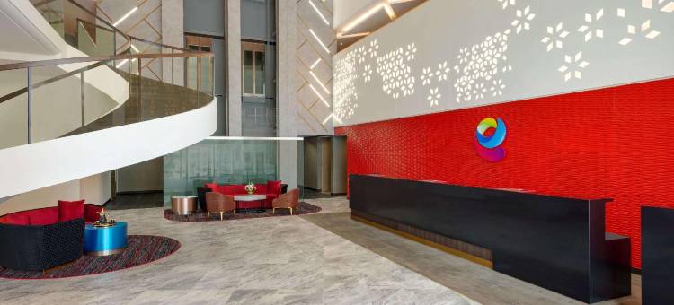 马斯喀特-阿尔古布拉华美达安可酒店(Ramada Encore by Wyndham Muscat Al-Ghubra)图片