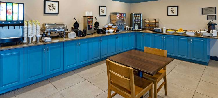 索尔兹伯里丽怡酒店(Country Inn & Suites by Radisson, Salisbury, MD)图片