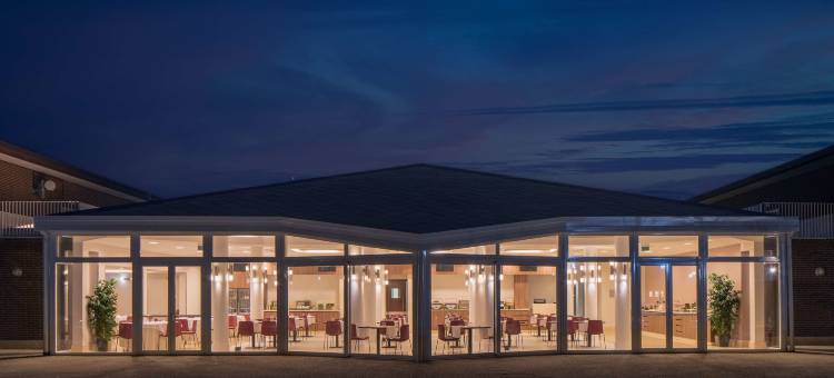 博洛尼亚圣拉扎罗乌纳酒店(UNA Hotels Bologna San Lazzaro)图片