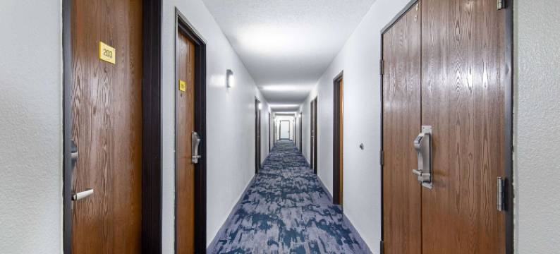 约翰逊城温德姆速8酒店(Super 8 by Wyndham Johnson City)图片