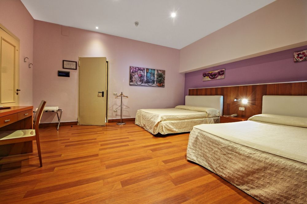 Hotel TonicOver view