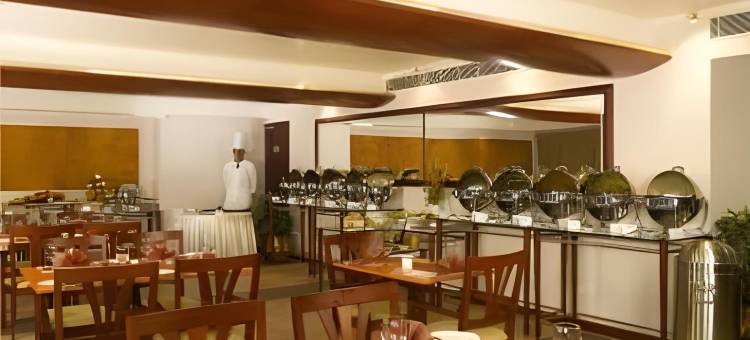 锡鲁万纳塔普拉姆经典萨洛瓦门廊酒店(Classic Sarovar Portico Trivandrum)图片