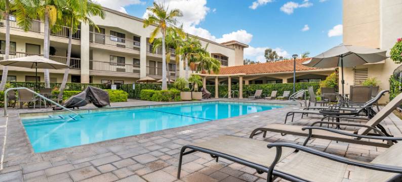 橘子镇机场北部贝斯特韦斯特优质酒店(Best Western Plus Orange County Airport North)图片