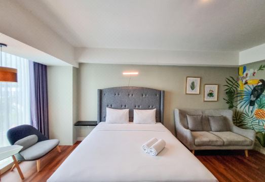 Restful Studio No Kitchen Mataram City By TravelioHotel Overview