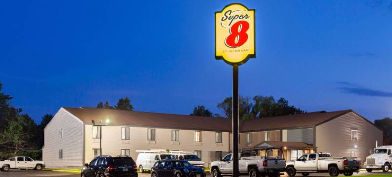 麦迪逊E阳光草原速8酒店(Super 8 by Wyndham Sun Prairie/Madison E)图片