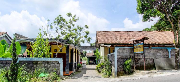 Hotel O Pondok Wisata Kurniawan 2NearWonogondang Camp ( Bumi Perkemahan Wonogondang )图片