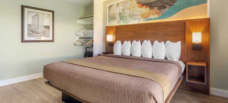 阿潭努贝斯特韦斯特优质酒店(Best Western Plus Ahtanum Inn)图片