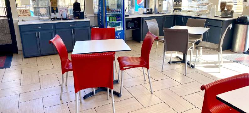 温德姆速8酒店-阿尔伯克基市中心(Super 8 by Wyndham Albuquerque Downtown)图片