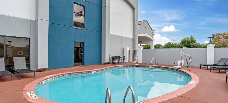 欧佩莱卡-奥本舒适酒店(Comfort Inn Opelika - Auburn)图片