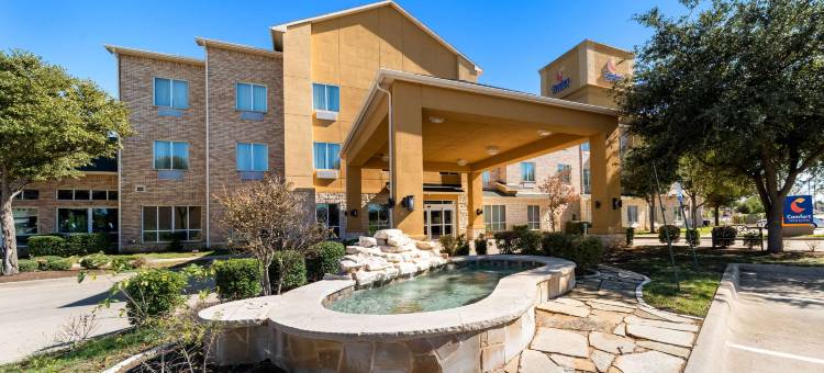 路易斯维尔湖滨舒适套房酒店(Comfort Inn & Suites Near Lake Lewisville)图片