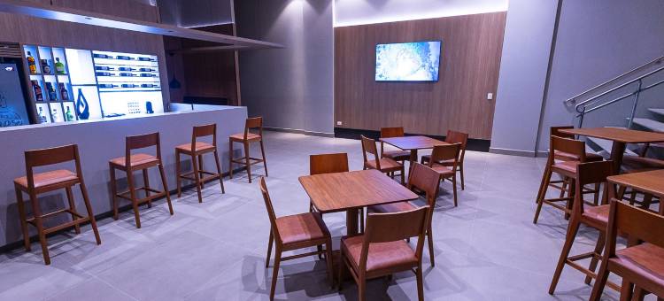 卡尤瓦布卢梅瑙酒店(Hotel Caiuá Blumenau)图片