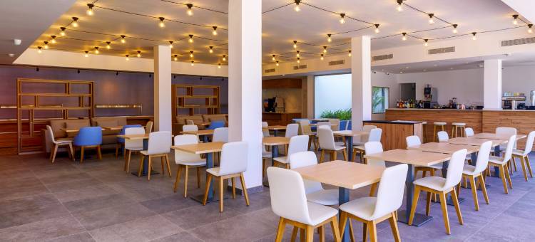 布兰卡码头科蒂亚酒店(Hotel Cordial Marina Blanca)图片