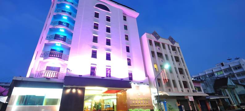 BP豪华套房酒店(BP Grand Suite Hotel)图片