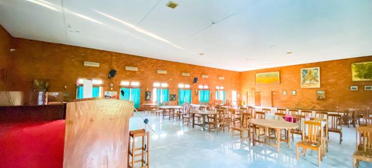 San Sui Hotel Mitra RedDoorz图片