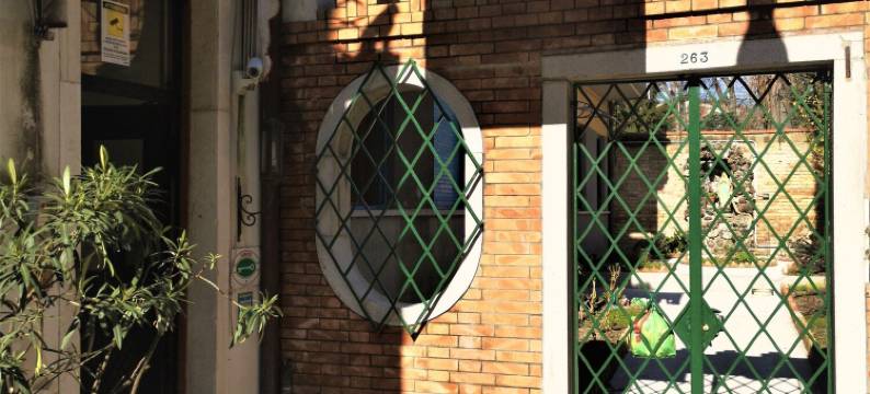 位于卡纳李吉奥的14卧室公寓-平方米|带14个独立浴室(Hotel Rossi)图片