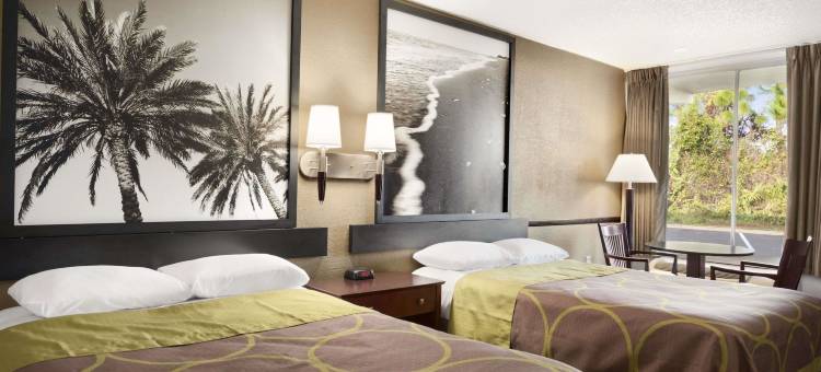 奥蒙德海滩速8酒店(Super 8 by Wyndham Ormond Beach)图片