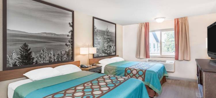 雷丁速8酒店(Super 8 by Wyndham Redding)图片