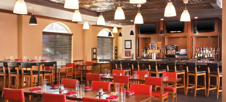 路易斯威尔机场福朋喜来登酒店(Four Points by Sheraton Louisville Airport)图片
