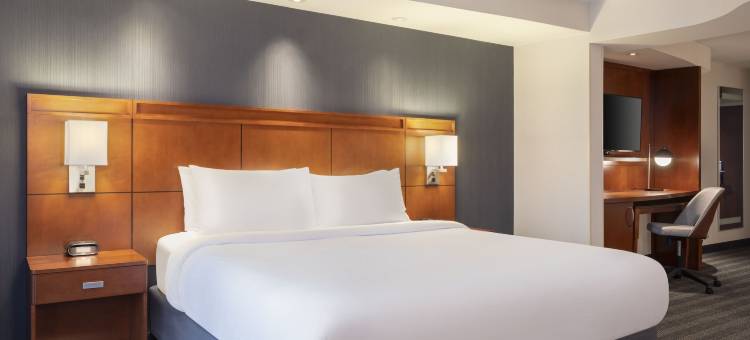 哥伦布新奥尔巴尼万怡酒店(Courtyard Columbus New Albany)图片