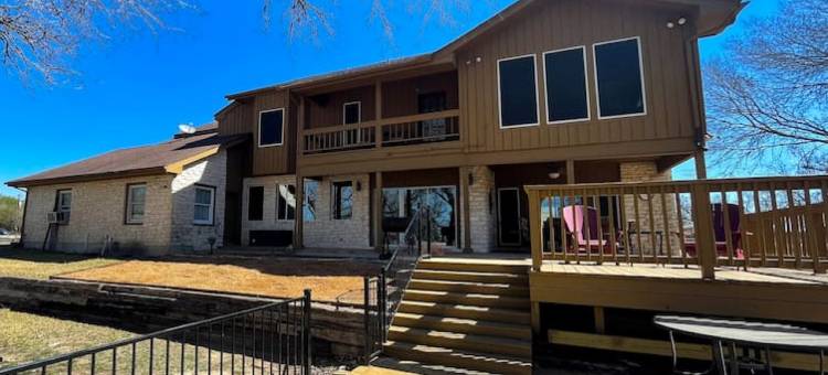 Riverside Escape - Waterfront, Spacious, Sunny Oasis图片