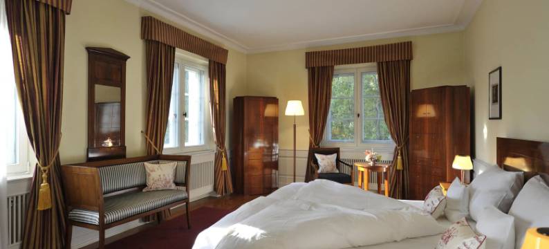 舒尔兹伯格城堡酒店(Schlosshotel Burg Schlitz)图片