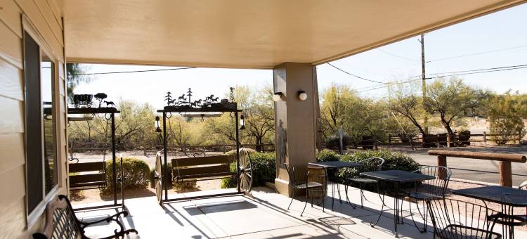 威肯伯格速8酒店(Super 8 by Wyndham Wickenburg AZ)图片