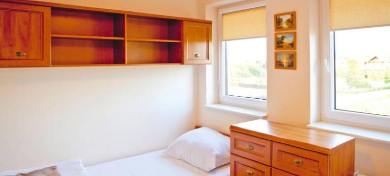 罗维的别墅，靠近波罗的海和国家公园(Half of Holiday Home, Terrace, Playground)图片