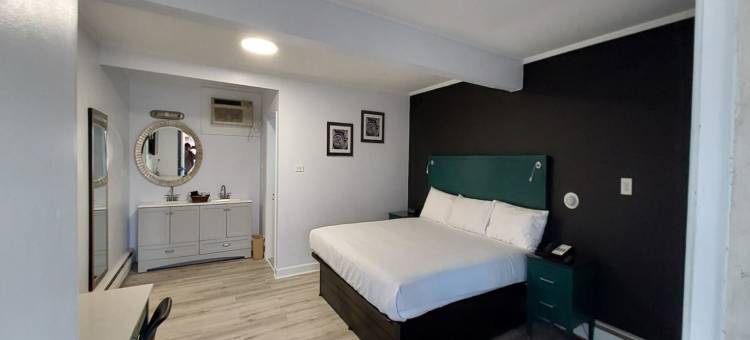 OYO克林顿村汽车旅馆(Village Motel)图片