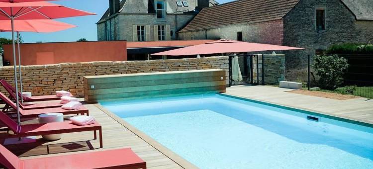 特雷斯吉拉德城堡酒店(Castel de Tres Girard)图片