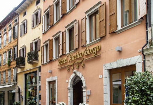 Hotel Antico Borgo Hotel Overview