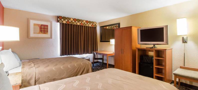 凯艺套房酒店-35号州际公路/近AT&T中心(Quality Inn & Suites I-35 Near Frost Bank Center)图片