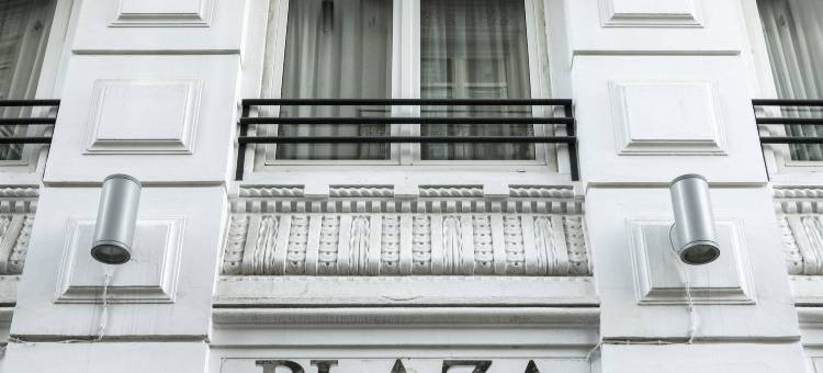 佩蒂特宫雷纳广场酒店(Petit Palace Plaza de la Reina)图片
