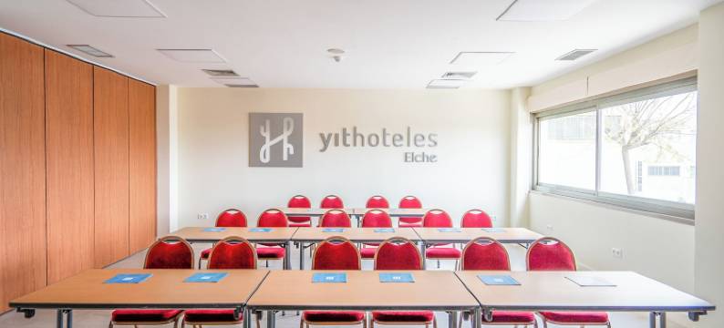 埃尔切康铂饭店(Hotel Yit Ciudad de Elche)图片