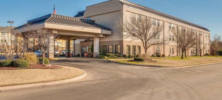 俄克拉何马城-奎尔斯普林斯温德姆呗盟酒店(Baymont by Wyndham Oklahoma City/Quail Springs)图片