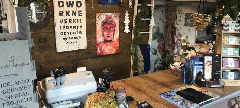 布鲁马斯提奥民宿(Blómasetrið Homestay)图片