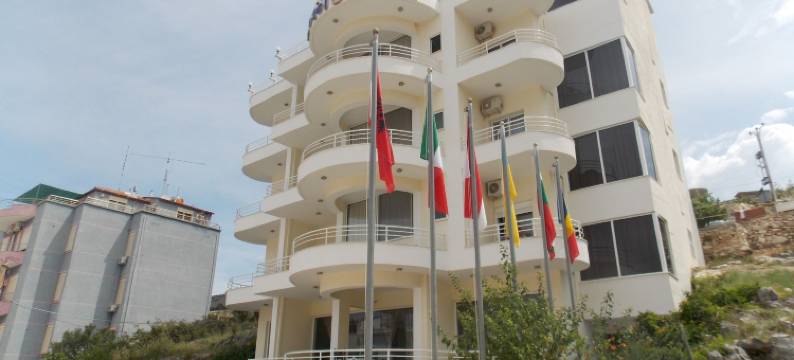 萨兰达奥斯卡酒店(Oskar Hotel)图片