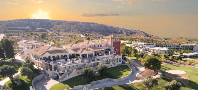 拉芬卡度假村(La Finca Resort)图片