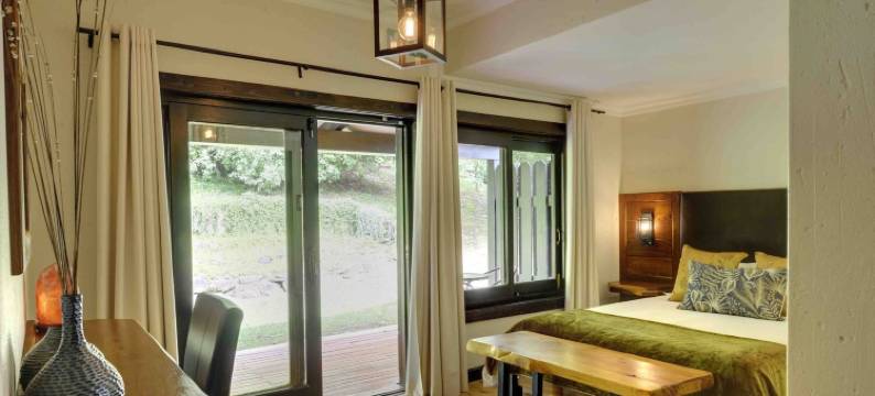 孔雀石庄园(Malachite Manor)图片