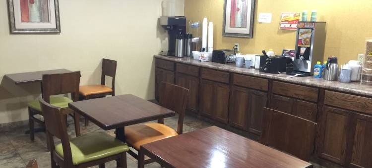 费尔维尤套房旅馆(Fairview Inn & Suite)图片