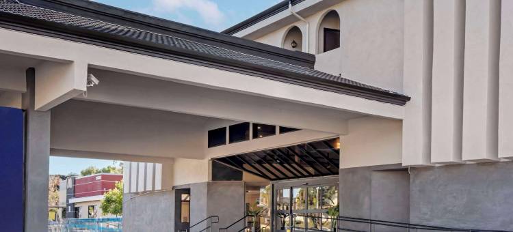 舒适套房酒店尔湾光谱(Comfort Inn & Suites Irvine Spectrum)图片