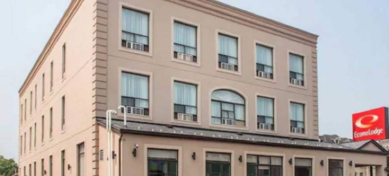 伍德斯托克旅馆和套房(Woodstock Inn and Suites)图片