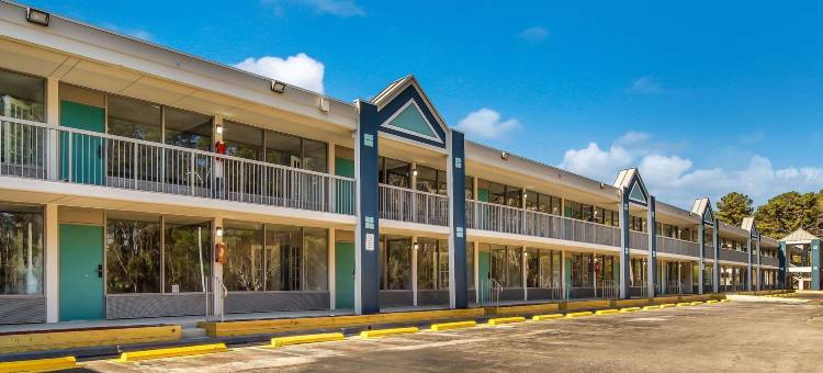 克拉丽奥套房酒店(Clarion Inn & Suites)图片