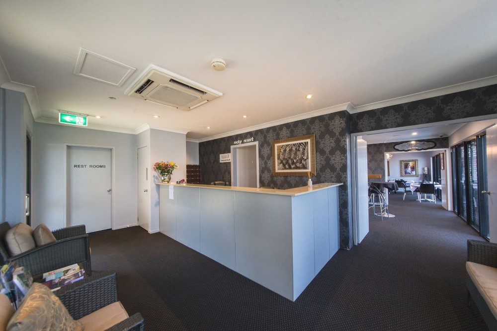 Rocky Resort Motor Inn Over view